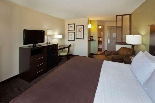 AMERICINN FAIRFIELD (Fairfield)
